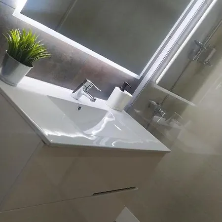 Ch Apartment *